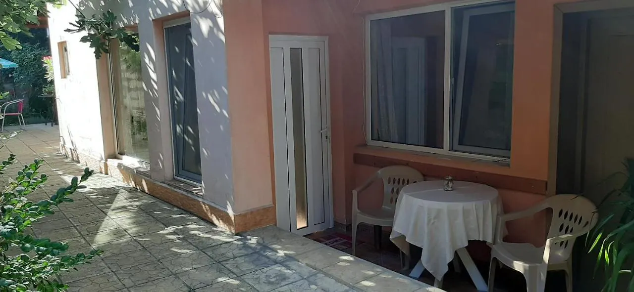 شقة Ground Floor Summer House فارنا